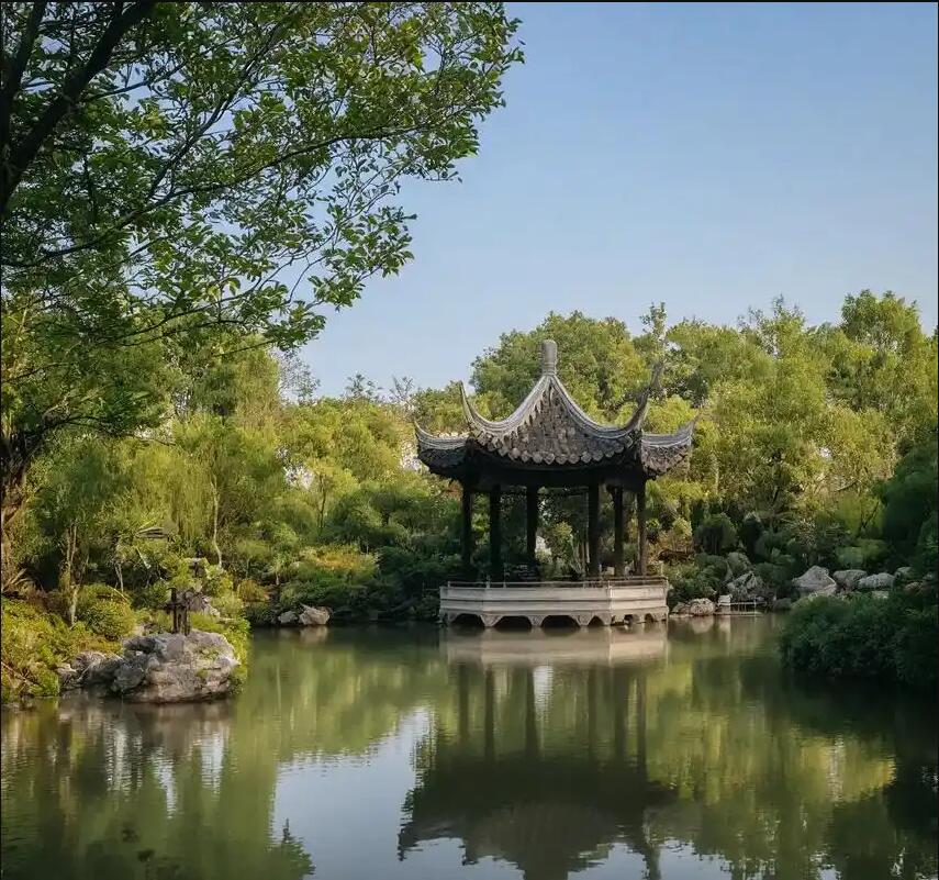 鸡西麻山操控餐饮有限公司