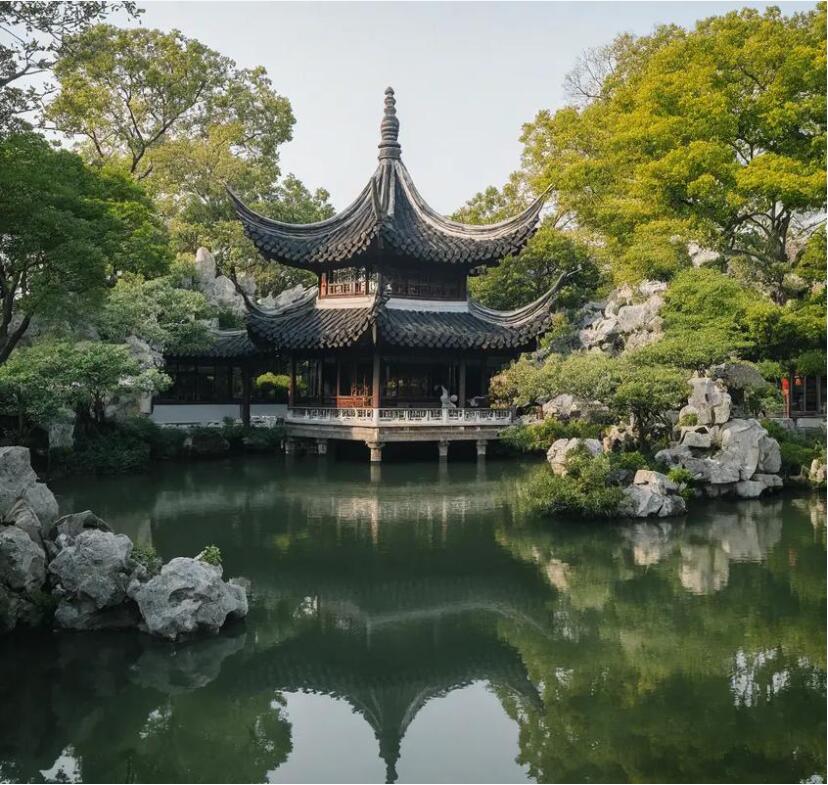 鸡西麻山操控餐饮有限公司